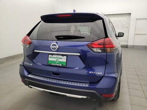Used 2020 Nissan Rogue SV AWD/4WD image 7