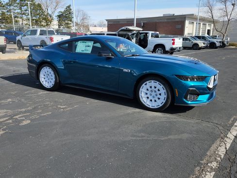 New 2026 Ford Mustang GT Premium w/ GT Performance Package image 18