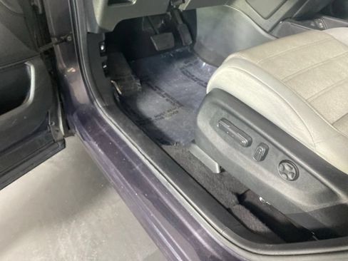 Used 2017 Honda CR-V EX image 25