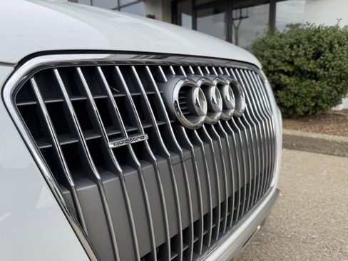 Used 2013 Audi A4 Premium Plus w/ Premium Plus Pkg image 20