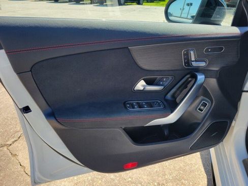 Used 2025 Mercedes-Benz CLA 35 AMG 4MATIC image 10