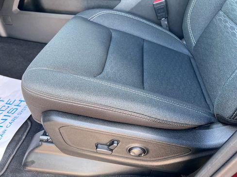 Certified 2025 RAM 1500 Big Horn image 18