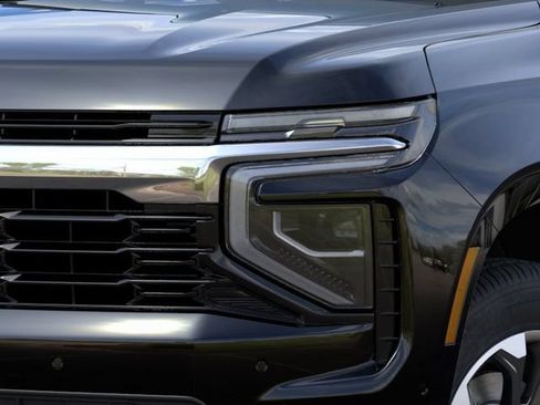 New 2026 Chevrolet Suburban LS AWD/4WD image 10