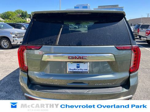 Used 2023 GMC Yukon Denali w/ Denali Reserve Package AWD/4WD image 4