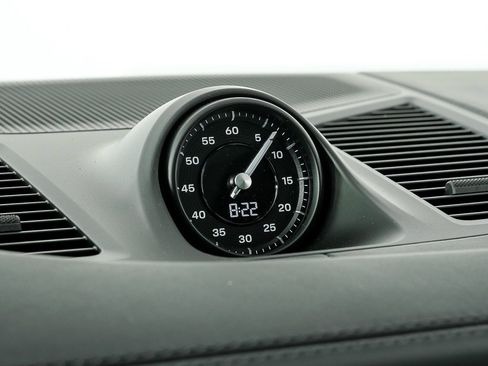 New 2026 Porsche Cayenne GTS image 17