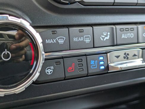 New 2026 Ford F250 Lariat w/ Chrome Package AWD/4WD image 23