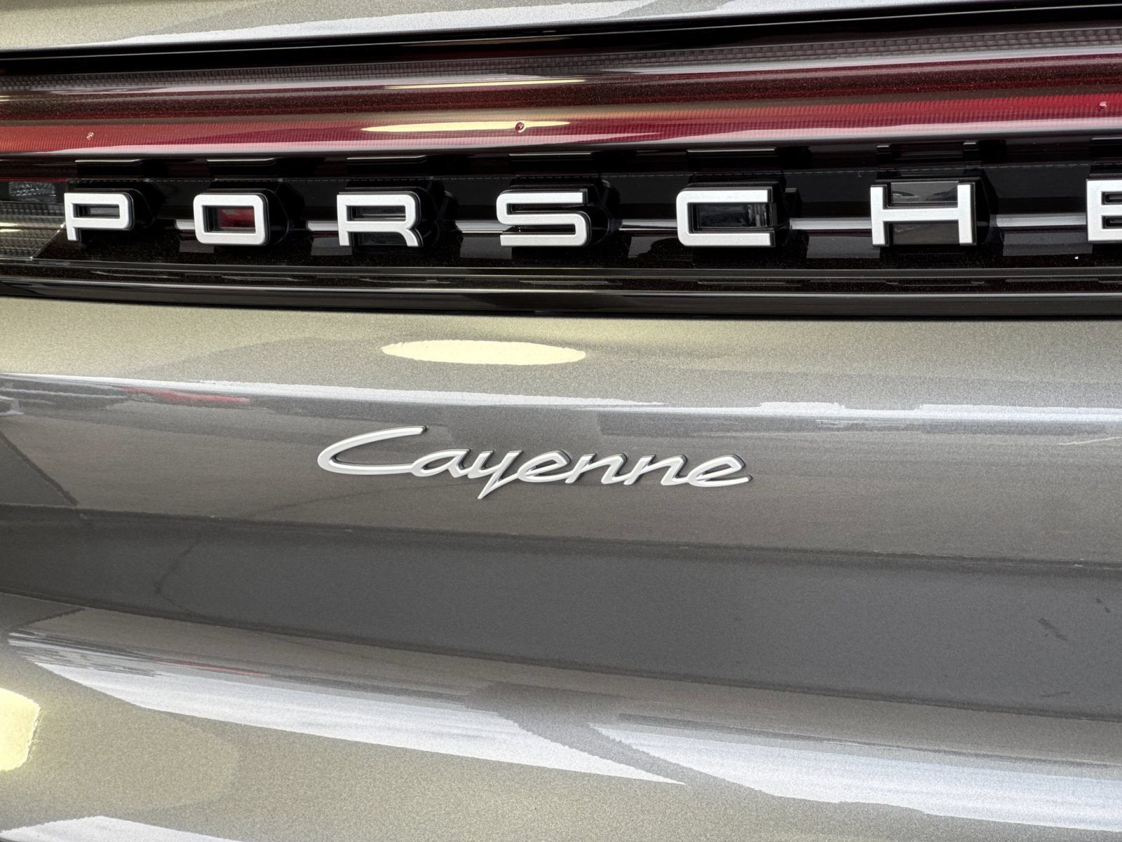 Certified 2026 Porsche Cayenne AWD/4WD image 35
