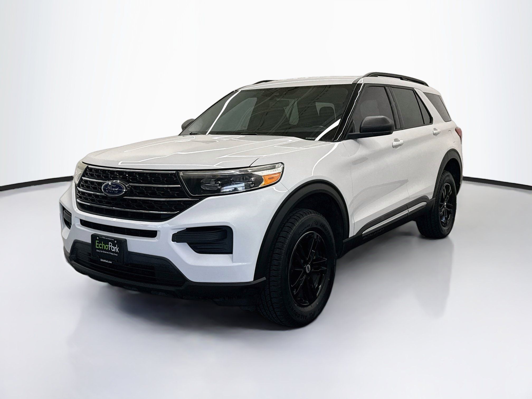 Used 2020 Ford Explorer XLT w/ Class III Trailer Tow Package AWD/4WD image 3