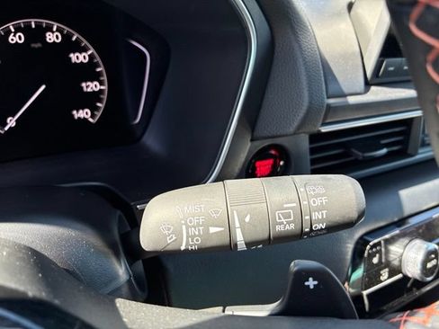 Certified 2025 Honda Pilot Sport image 23