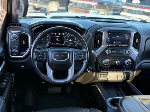 Used 2022 GMC Sierra 2500 Denali image 8