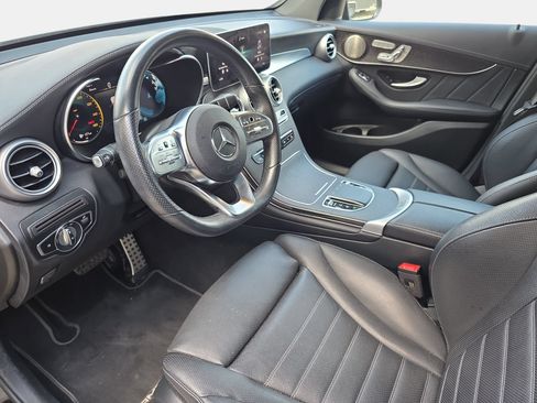 Used 2023 Mercedes-Benz GLC 300 4MATIC Coupe image 16