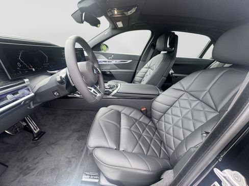 New 2026 BMW 740i RWD image 13