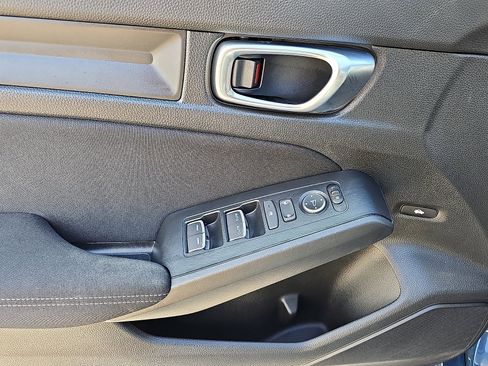 Used 2025 Honda Civic LX image 12