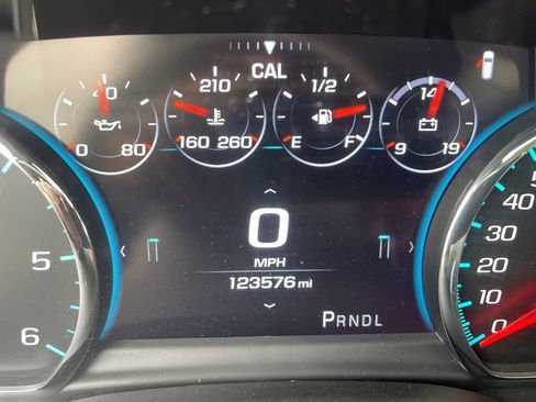 Used 2018 GMC Yukon Denali w/ Open Road Package image 22