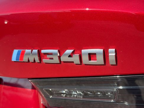 Used 2025 BMW M340i Sedan image 11