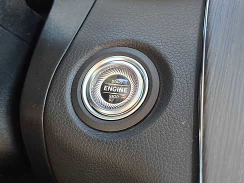 Certified 2021 Mercedes-Benz GLC 300 4MATIC image 35