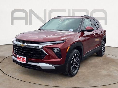 Used 2025 Chevrolet TrailBlazer LT FWD image 9