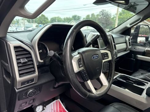 Used 2019 Ford F350 Lariat w/ Lariat Ultimate Package AWD/4WD image 13