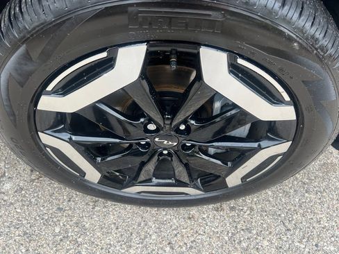 Certified 2025 Kia Telluride S AWD/4WD image 40