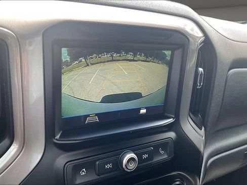 Used 2019 Chevrolet Silverado 1500 Custom Trail Boss w/ Custom Convenience Package AWD/4WD image 19
