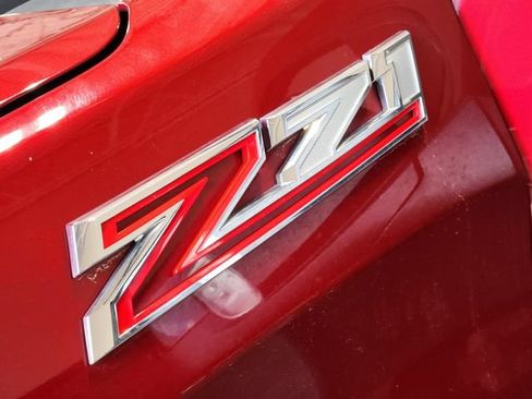 Used 2021 Chevrolet Silverado 1500 LT Trail Boss w/ Convenience Package II AWD/4WD image 8