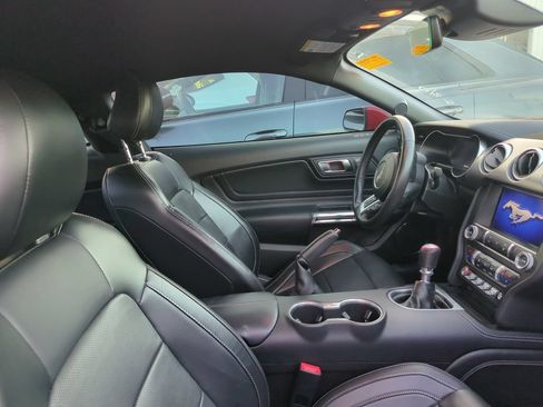 Used 2019 Ford Mustang GT Premium w/ Equipment Group 401A RWD image 7