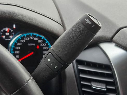 Used 2017 Chevrolet Tahoe LT image 34