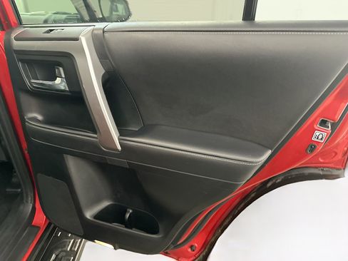 Used 2024 Toyota 4Runner SR5 Premium image 31