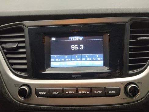 Used 2018 Hyundai Accent SE image 25