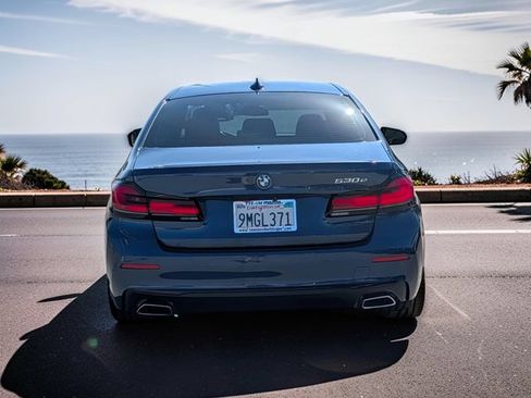 Used 2023 BMW 530e w/ Premium Package RWD image 6