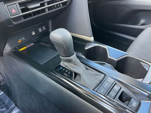 Used 2025 Toyota Camry LE image 40