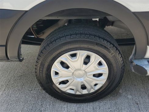 Used 2024 Ford Transit 250 Low Roof w/ Exterior Upgrade Package image 7