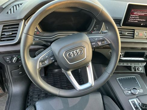 Used 2020 Audi Q5 e Prestige image 12