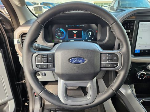 Used 2025 Ford F150 Lightning XLT image 16