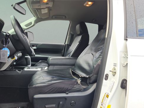 Used 2016 Toyota Tundra image 9