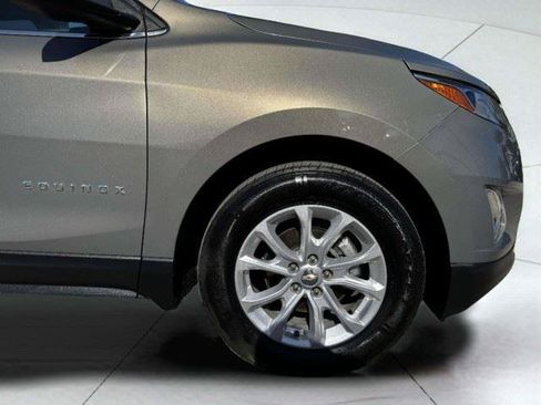 Used 2018 Chevrolet Equinox LT FWD image 55