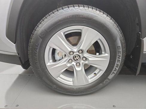 Certified 2025 Toyota RAV4 LE AWD/4WD image 25