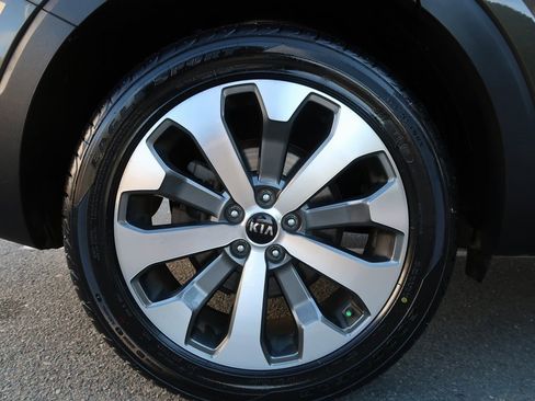 Used 2021 Kia Telluride S image 42