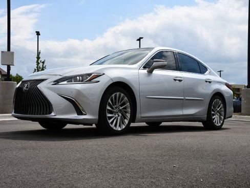 Used 2020 Lexus ES 350 w/ Accessory Package 2 FWD image 3