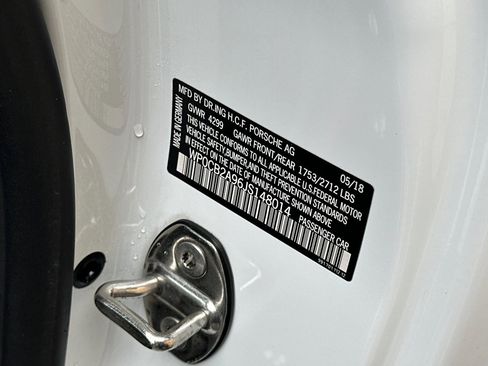 Used 2018 Porsche 911 Carrera S image 20