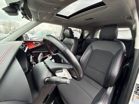 Used 2020 Kia Soul GT-Line Turbo image 24