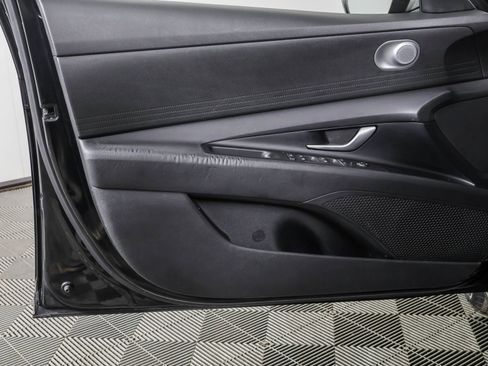 Used 2021 Hyundai Elantra SEL FWD image 32