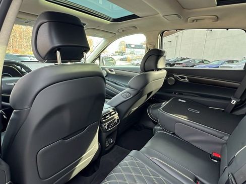 Used 2024 Genesis GV80 3.5T w/ Prestige Package image 36