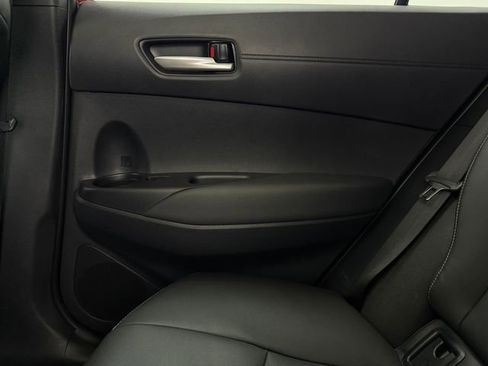 Used 2026 Toyota Corolla Cross XLE w/ Convenience Package FWD image 31