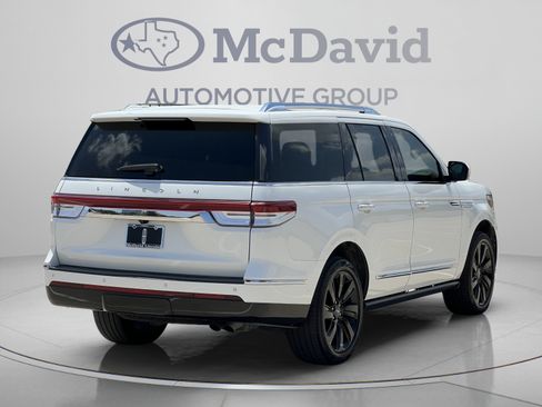 Used 2022 Lincoln Navigator Reserve RWD image 7