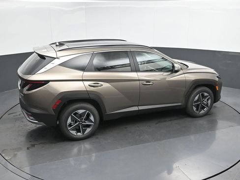 Used 2025 Hyundai Tucson SEL AWD/4WD image 37