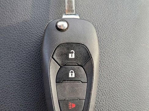 Used 2025 Chevrolet Trax LS FWD image 33