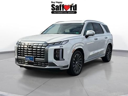 Certified 2025 Hyundai Palisade Calligraphy FWD image 1