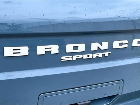 Used 2022 Ford Bronco Sport Outer Banks w/ Tech Package AWD/4WD image 10