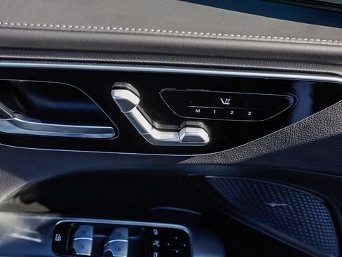 Used 2022 Mercedes-Benz C 300 Sedan image 26